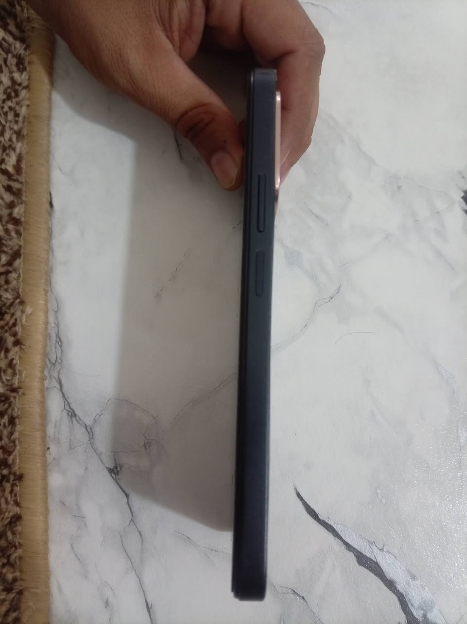 السلام عليكم جهاز هونر x6c استخدام قليل مبدل شاشه اصليه ذاكره 256
السعر 150  الف مكاني الهوير 
للتواصل ***********
