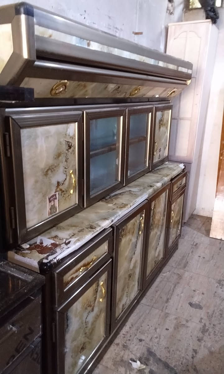 مزاد حسين • مستعمل • العنوان الحر الصغير