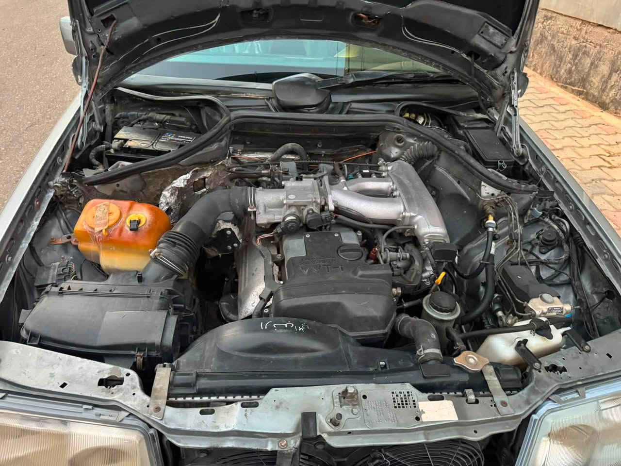 مارسدس دب 1991
رقم بغداد
مكانها كربلاء
سنوية 2027 تحويل مباشر
محرك 3000vvt
التبريد خير من الله وتطلع تراي وين متريد السياره مال جناي 
صبغ عام
 جاهزة من كلشي وبالواقع احلى
بدون خياس قواعد دبلات موجودة بالصور 
 السعر 75$ وبيه مجال حك الجيه
للاستفسار ***********
