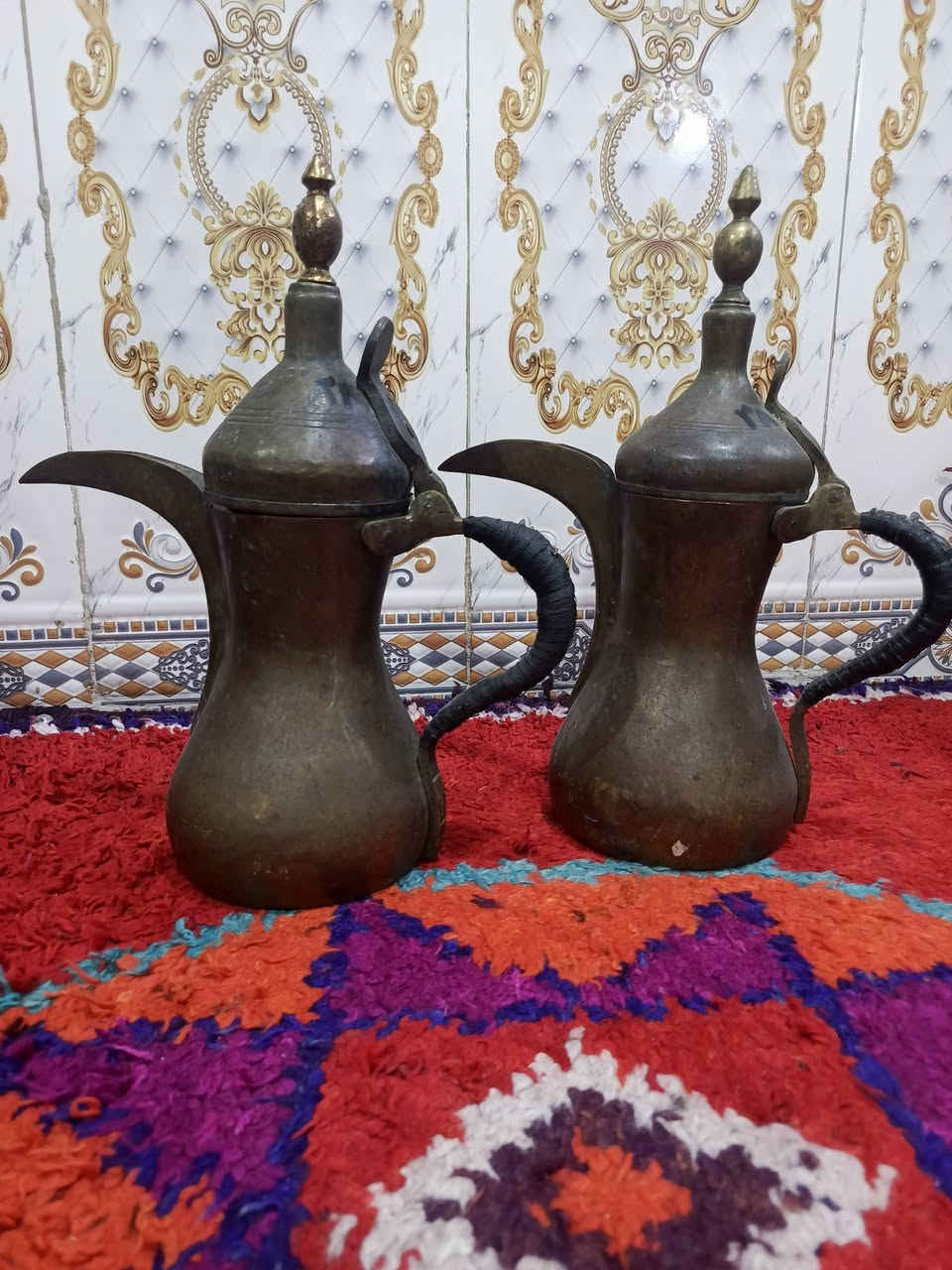 دلال للبيع قياس 38/38/ للستفسار اتصل *********** يوجد توصيل

