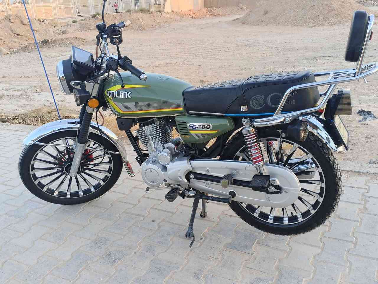 سلام عليكم
شباب سونك 25جواكيج محرك 200 سوبر  بعده شركه ميعوزها برغي بعدها بلاد شاشه شغاله  سويجات بصمات شغاله وصل ٨٤٠ وما بعت استفسار مراسله الحساب او اتصال ع رقم ***********ادمن حبيبي
