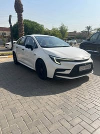 كورلا موديل 2024 GR مكفوله كفاله عامه من صبغ وبارد ماعدا شخوط بل دعامي...