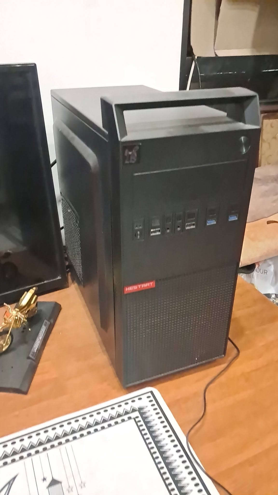 من رخصة الادمن
السلام عليكم
بيسي للبيع 
مواصفات
المعالج intel xeon 2630 V4
كرت الشاشه radeon RX 580 8GB
الرامات 16 GB DDR4 كور سير
بوور سبلاي 650 واط
الذاكره 256 M.2 و HDD500
مذر بورد X99
مناسب للالعاب مثل فورزا 5 وكراند والالعاب الحديثه ومناسب ايضا للهندسه والتصميم المتوسط والدراسه
السعر ٤٥٠ الف
 الهاتف ***********
