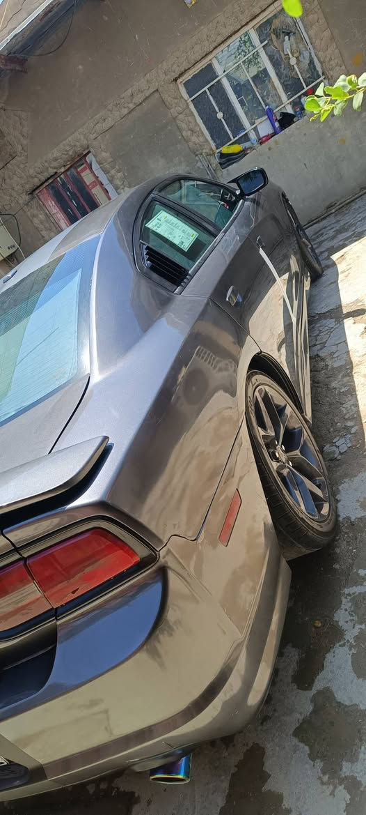 السلام عليكم جارجر مديل 2014 رقم بغداد بسمي فول موصفات عده لفتحه
محرك 3600. محرك كير تبريد صدر تاير خير من الله 

سياره بيه صبغ  سونار كدامك ابيع صبغ عام   
 
بجم كبس.    ترهم مراوس وترهم بيع مكاني. بغداد حسنيه المعامل 
سعر.  125.  

***********
