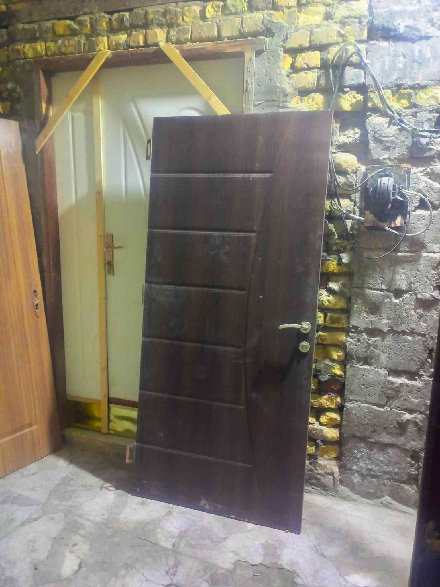 السلام عليكم ورحمة الله وبركاته اسواق سفان الرميثة

حي المهندسين بسايدين الجدد قرب مدرسة 

الثانويه العراقيه للبنين المدرسة الاهليه او قرب

مجمع ولاية الامير 

اليوم تم تنزيل بضاعة بيبان خشب نضيفه كلش

والاسعار حلوة تخبل تنويه لجميع العنوان مو محل

العنوان بيت على شكل مخزن متواجد من الساعه 

ال8 صباحا والى الساعه 12 ظهرا 

وحتى الساعه ال5 مسأ والى الساعه 12 من الليل 

متواجد على الفيس متواجد على الواتساب 

ارقام الهاتف الخاصه بيه 

*********** واتساب 

*********** واتساب
