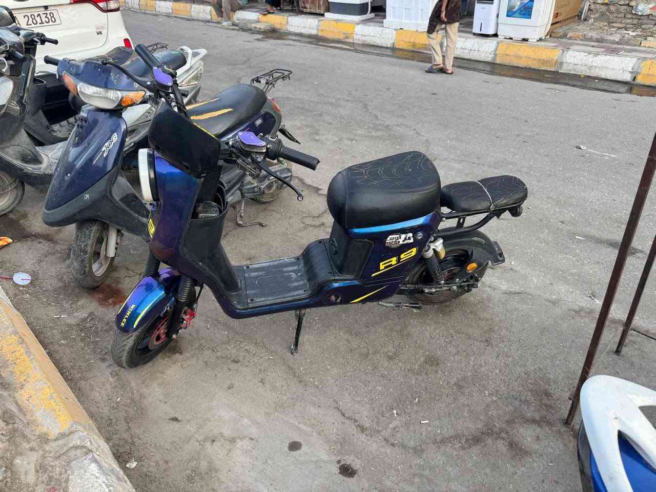 الاسلام عليكم دراجه R9 للبيع
نضيفه السعر 400 وبيها مجال 
رقم ***********
العنوان ناصرية مركز
