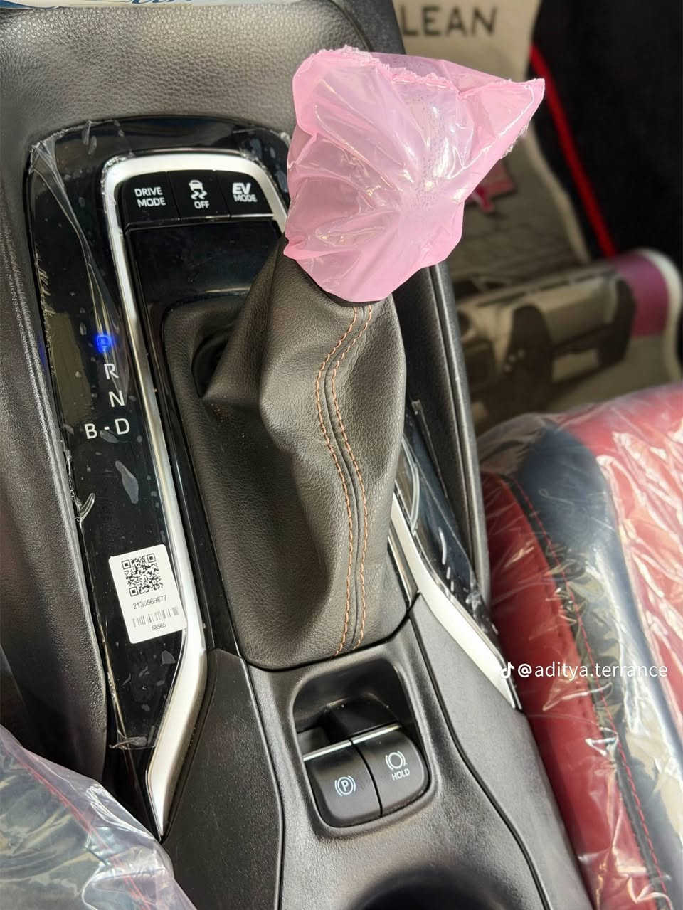 سلام عليكم
كورلا 2025
افول ال فول مواصفات 
سياره محرك 1800 هايبرد
سياره ماشيه 21 الف 
السياره تجي المواصفات ال فول 
فتحه سقف 
بصمه تشغيل +بصمه ابواب 
ردار امامي 
بيها مواصفات جثيره 
السياره بسمي 
السياره ضررها دعاميه امامي فقط وتقريبن ربع بوند صبغ 
بدون دواخل أو شواصي شرط 
السعر 155 وبيها مجال شي قليل
واذا اكو مراوس النترا 2014 أو 2015
***********
***********
