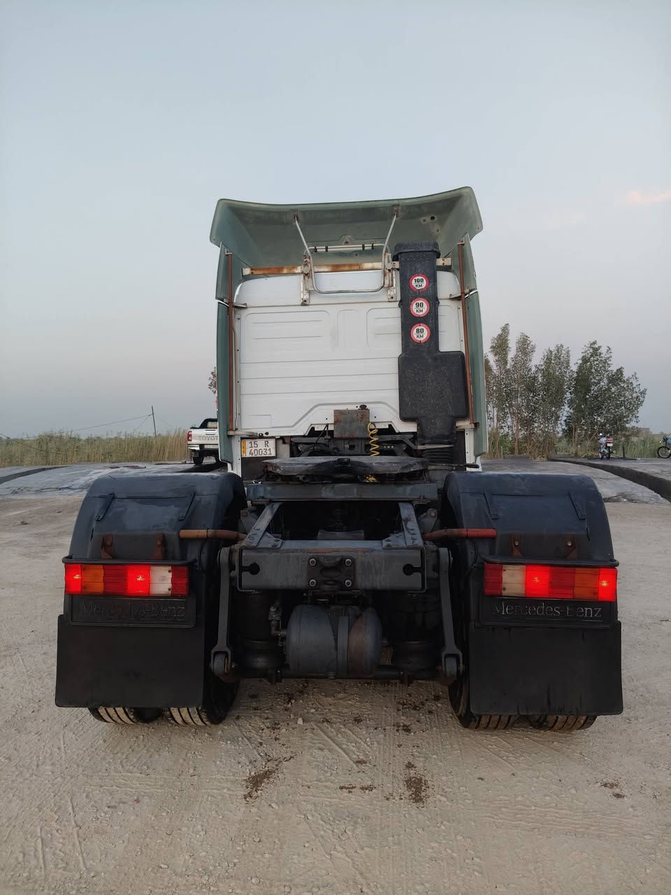سلام عليكم للبيع كرواتي موديل 96كير كهرباي 240 مكينه 44 نضيفه جدن محور كصير تخم تاير شاصي مكفول كفاله عامه دبل تانكي كاز  رقم نكليزي 3 لوحات مربوطه فلات ذات جوانب متحركه  مكلف بلنشر (***********)
***********
