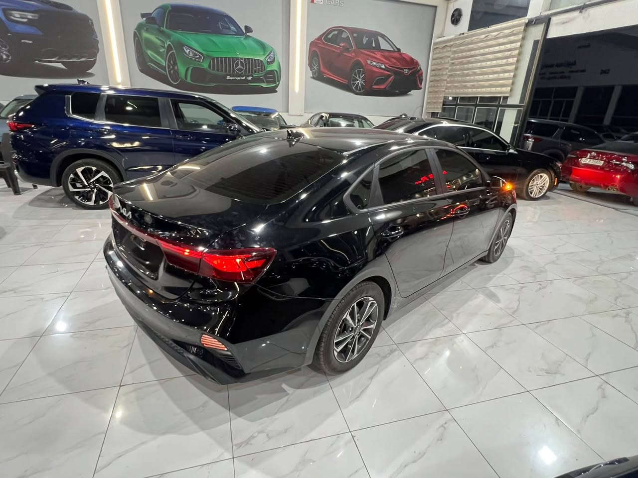 🚘 كيا فورتي موديل 2024 | Kia Forte
🔹 الفئة: Switch Wheel
🔹 محرك 2.0 لتر – 4 سلندر
🔹 جير أوتوماتيك CVT
🔹 دفع أمامي FWD
🔹 تشغيل بصمة
🔹 شاشة وسطية
🔹 كاميرا خلفية
🔹 مثبت سرعة
🔹 تحكم بالمقود
🔹 بلوتوث + USB
🔹 مكيف
🔹 جنوط ألمنيوم

🎨 الحالة:
• جاملغ باب
• صبغ فقط
• بدون إيرباك
• البجم على وضع الشركة

💰 السعر: 127 ورقة 🔥 بيه مجال 

📲 للاستفسار والحجز راسلنا خاص
اتصال. ***********
واتساب. ***********
ملاحظه يوجد جميع انواع السيارات حسب الطلب
