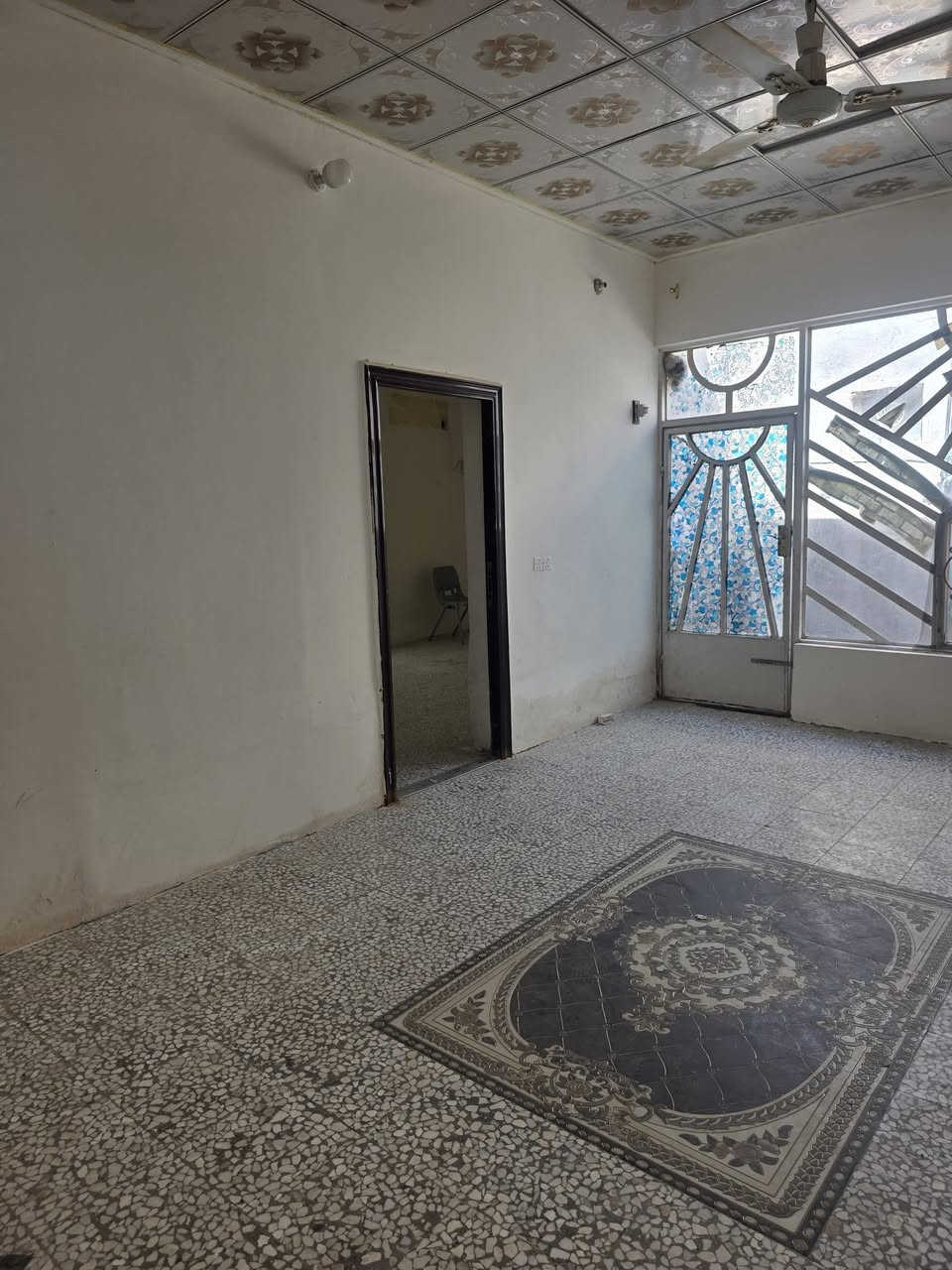 يا الله يتوفر دار للبيع المساحه ٤٠٠م حي الزهراء نزلت الزراعه غرفتين وصاله واستقبال ومطبخ وصحيات بناء بلوك على الشارع الرئيسي للأستفسار ***********
***********

