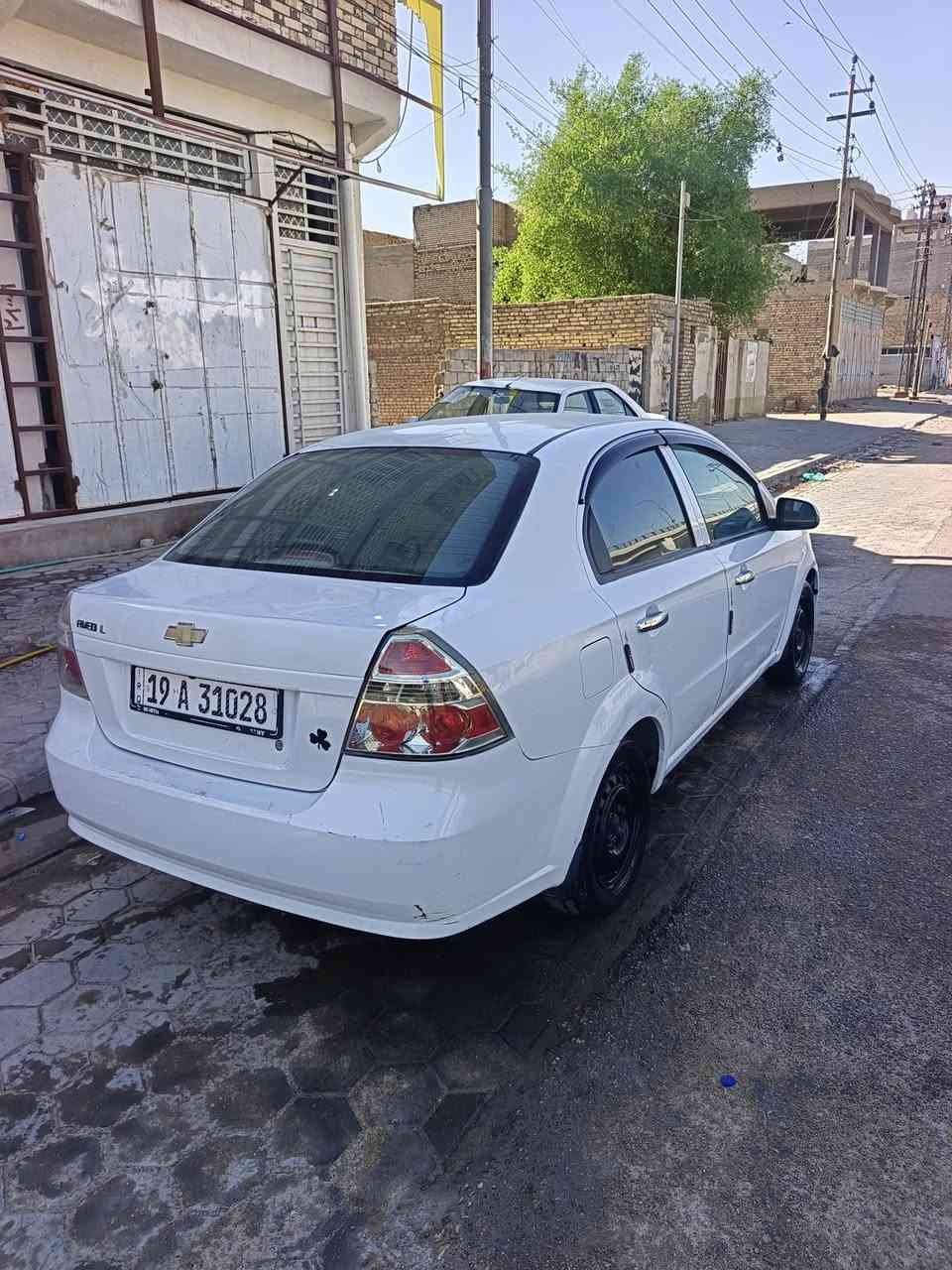 يا لله سيارة افيو موديل 11للبيع سيارة جاهزه من كلشي بيه قطعتين صبغ سيارة جديده مكان سيارة النجف الاشرف  السعر 62سيارة اتماتكي مفتوح  ***********
