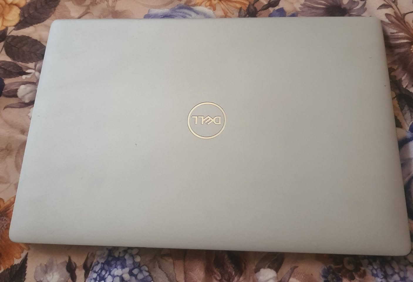 🖥️Dell Latitude5410🔥
💛🤍 المواصفات 🤍💛 

🌼 كوراي 7 الجيل 10 ويندوز 11
 
🌼 رام 8 كيكا DDR4 قابل للتطوير 
🌼 هارد 256 كيكا SSD M.2 قابل للتطوير. 
🌼حجم الشاشه14.5  إنش  

الجهاز نضيف جدا وعملي وسريع سلس جدا  ..

 مثبت عليه متجر الستيم ومثبت عليه ايضا نضام كوكل بلي 
وبقية التفاصيل داخل الصور ..  السعر ٤٥٠ الف وبيه مجال 
مكاني كربلاء طويريج ..***********
