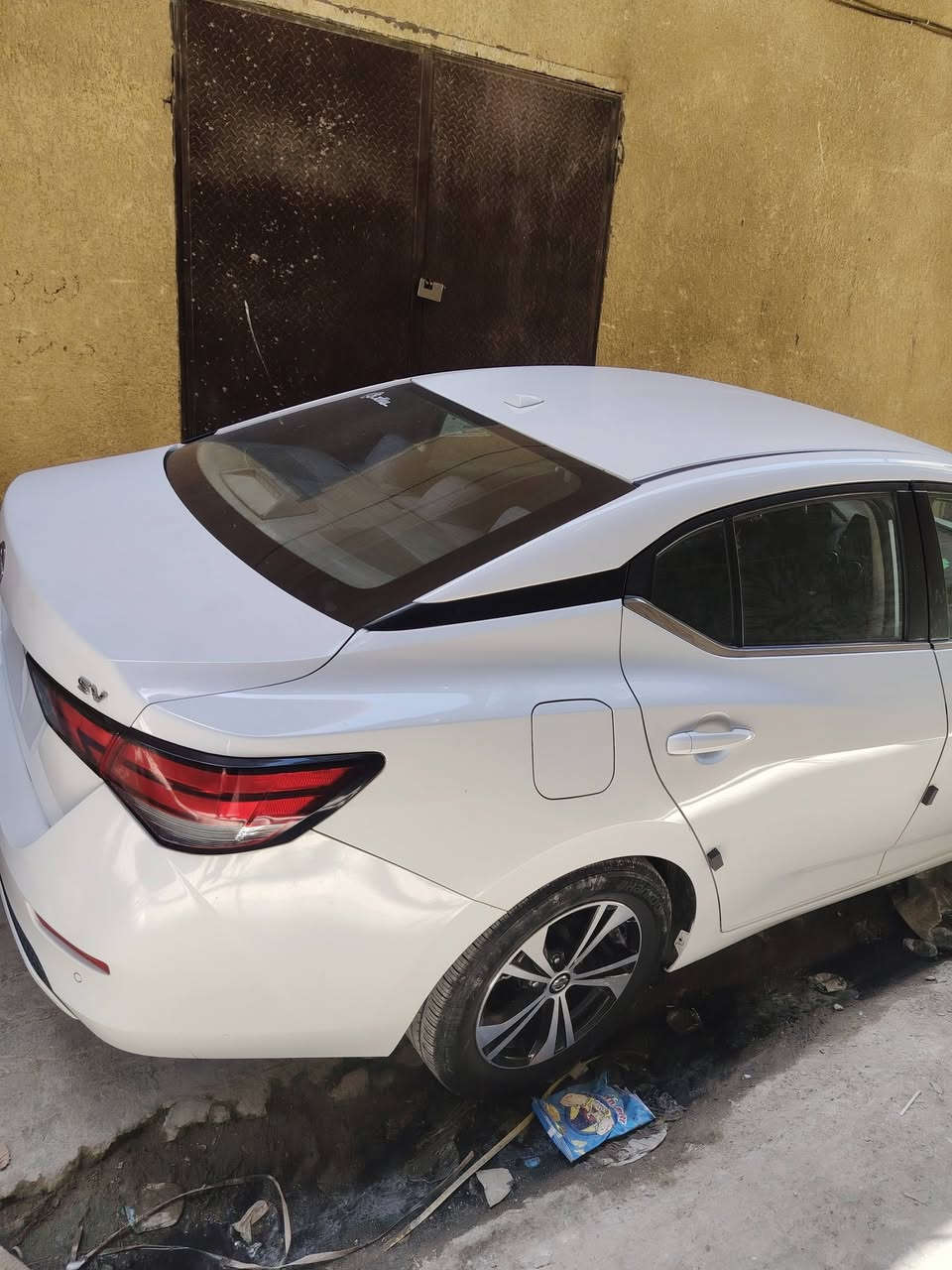 السلام عليكم
سنترا2020 وارد امريكي 💙
ماشيه 50الف
تحكمات ستيرن ورادارات
امامي وخلفي وجانبي اشاير بل مري وشاشه وكامره ومثبت سرعه واربع بصمات 
بيه ضربة الباب ولجاملغ موضحه ما مصلحه مكاني بغداد العطيفية
السعر110وبيه مجال ***********
