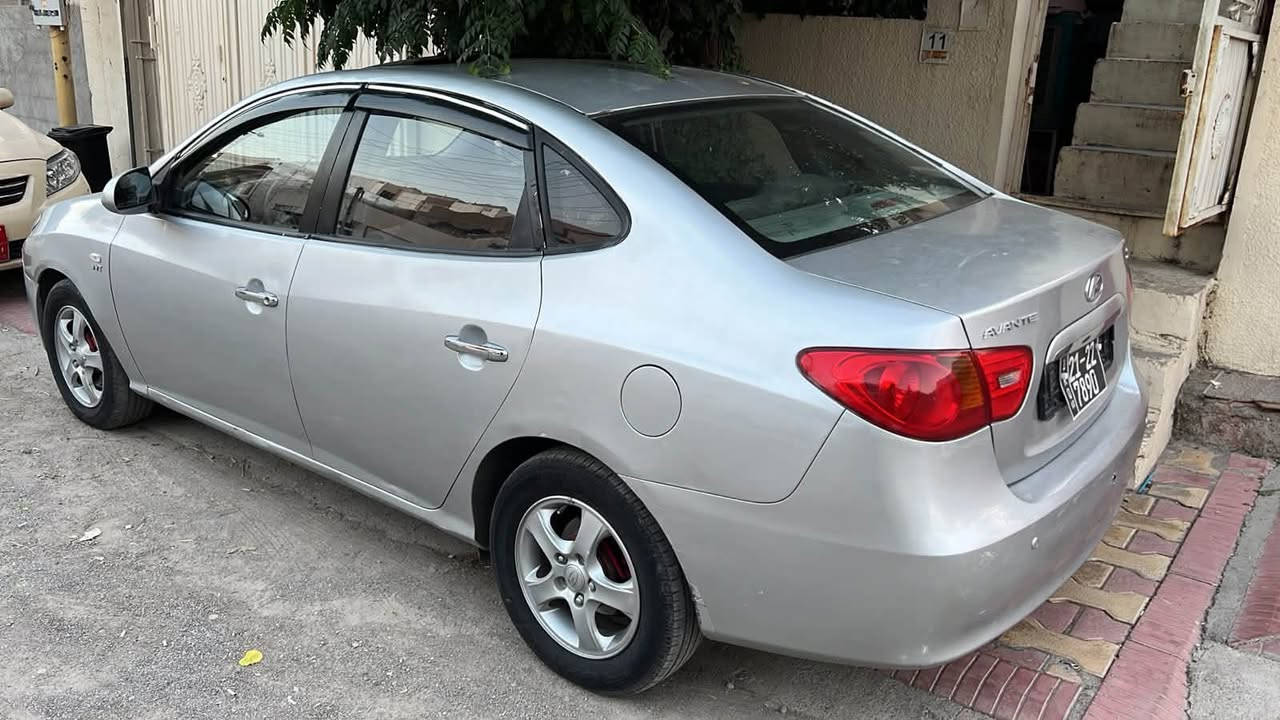 بەناوی خوای گەورە
هۆندا ئاڤانتی مۆدیل 2009
فول مواسەفات
بەشەرتی گیر و مەکینە 
سەقف و کەڤەر و پیش ودوای بەشەرت  
سلایت چوار جام کارەبایی 
گیر ئۆتۆماتیک 
ویل کەپ 
حاسە شاشە ئایپات 
کوشن جلد و هیتەر 
ئاوینە خەو ئاوینەکارەبایی 
تەبرید لەسەر سویچ 
سیارەکە هی مالی خۆمانە
کامل مەسرەف کراوە 
نرخ کۆتایی 47گەلایە 
***********واتس ئاب لەسەرە
