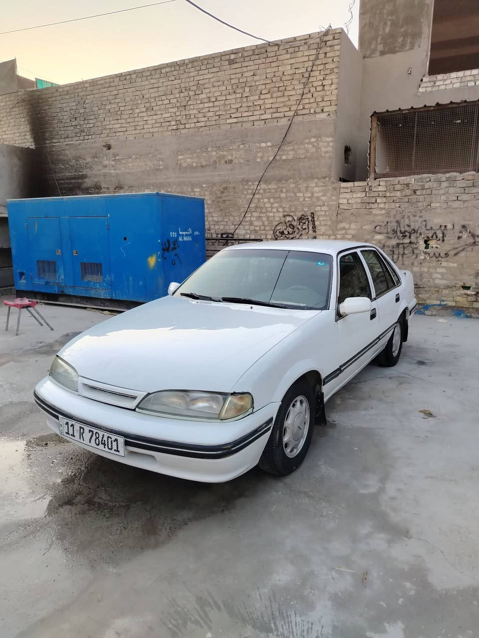 ألسلام عليكم برنس موديل 94 كير عادي السياره بلاديه محرك وكير كفاله تبريد ثلج تخم تاير باتري جديد رقم بغداد أنكليزي بسمي السياره جاهزه السعر 38 هاتف *********** مكاني بغداد الشرطه الخامسه
