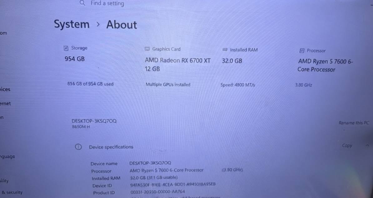 السلام عليكم شباب PC للبيع كل القطع موجودة الكراتين واستخدام اقل السنة (RTX 5070) ddr5 منصة AMD

Cpu: amd R5 7600 
Gpu: RTX 5070 asus prime os 12G
Ram: ddr5 32 t.force 6000mhz (2*16)
m.2 1t nvme lexar gen3 3500m/bs
M.b:gigabyte b650m h amd ryazen
المبرد هوائي ASSASSIN K 120 REFINED SE ARGB
P.S:Deep cool pf 750wat
الكيس ATHENA M6E WH 3D ابيض 4 فان rgb
Ubs falcon 1kv
موس وكيبورد ابيض عادي وياها بدون شاشة
السعر مليونين و١٠٠ وبيها مجال
بغداد 
***********
