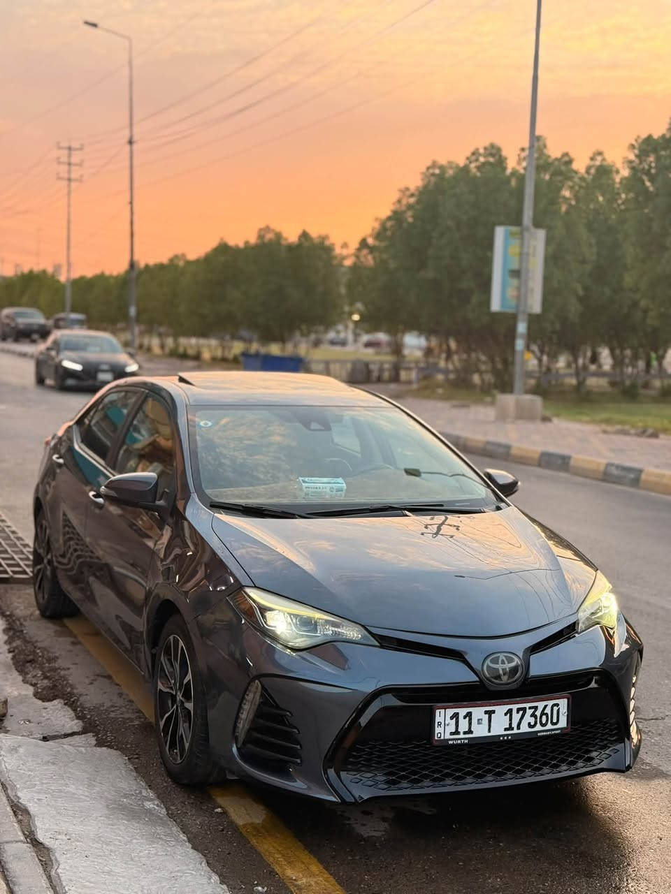 السلام عليكم
للبيع كورلا 17 XSE فول 1/1 
حادث خلفي جاملغين وجنطة يعني صبغ 3 قطع وصار عندي بيها رصعات حالوب قمارة وبنيد معدودات وخفيفات الا تتقرب وتركز بيهن لان جنت مغطيها 
بدون ايرباگ بدون حوض وشاصي 
ماشية 185 الف كيلو 
رقم بغداد بأسمي 
مكاني بالكوت 
سعرها 123
***********
رجاءاً الي تفيده يخابرني وعيوني اله والي متفيده ليكسر بحلال الناس وهوايه ينطون وعود ويخلفون مع احترامي للناس الطيبة
