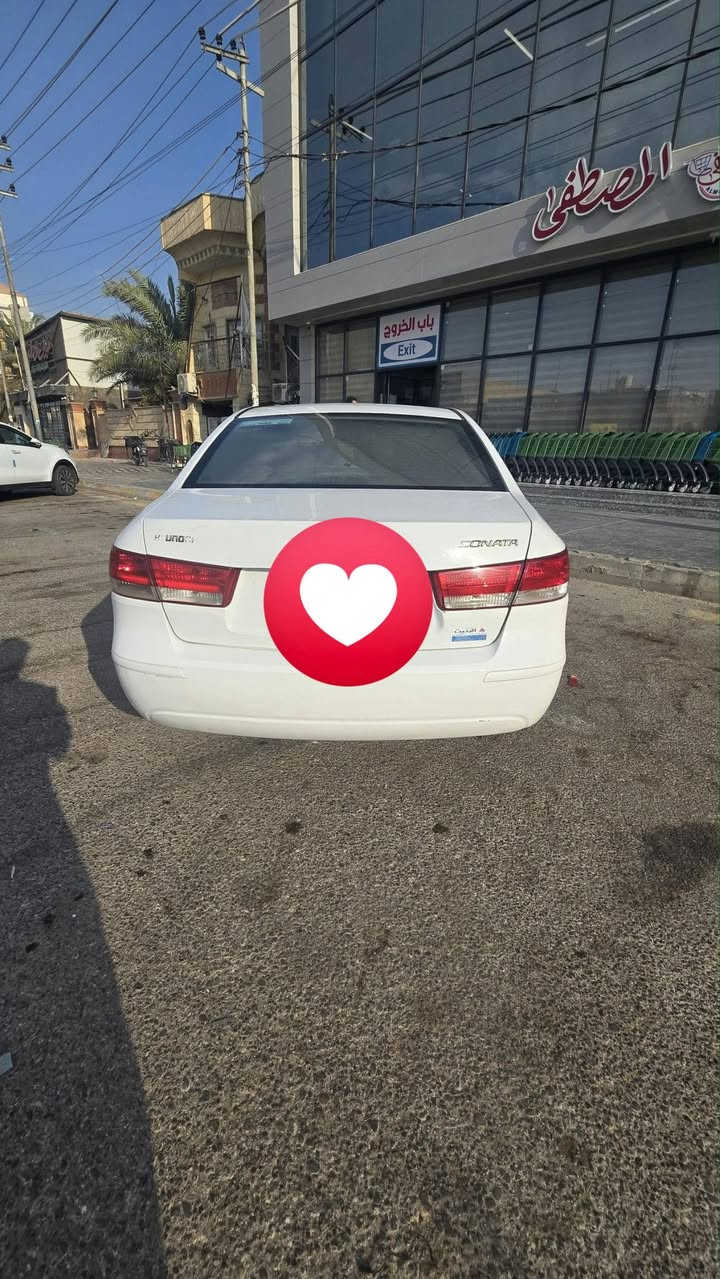 سوناتا موديل 2011 خليجي البيع
كفاله عامه بيها بارد الجاملغ الخلفي كلش قليل

فتحه بالقماره حداديه جديده
تبريد طخم تاير جديد
مكينه 2000 دوش
مكانها ذي قار مركز

السعر 115 بيها مجال الشراي يتفضل يتصل 

***********
