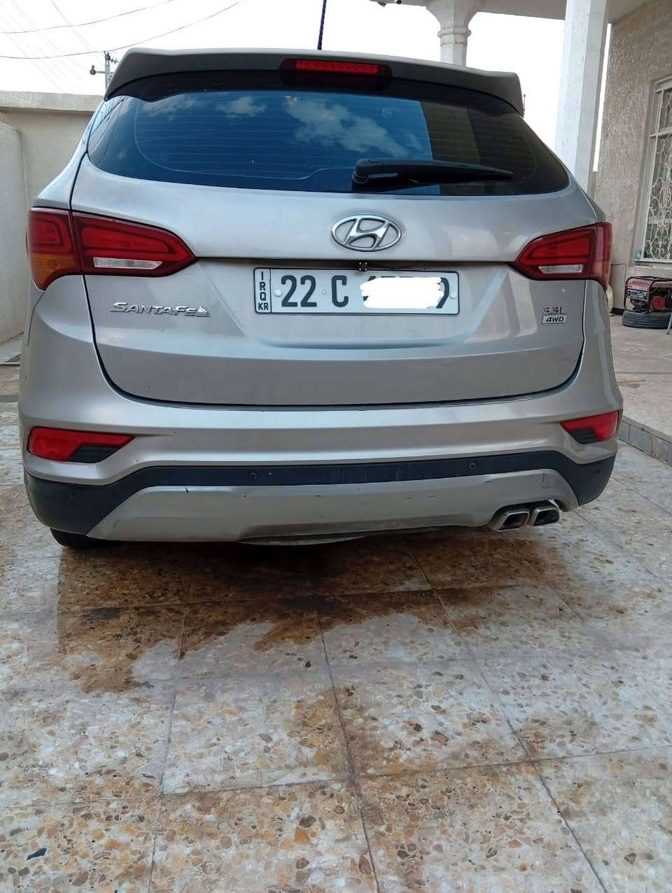 " السلام عليكم  ....

*للبيع هيونداي سنتافي SANTAFE

#السـعـــر_188$ ورقـــه 💸

•للأتصال على رقم الهاتف 📲📲...
•
• 👈🏻👈🏻  [[   - *********** -  ]]  👉🏻👉🏻
•
ـــــــــــــــــــــ ــــــــــــــــ ـ ـــــــــــــــــ ــــــــــــــــــــــ
*موديل «2017»  : خليجـي 
*گير اوتوماتيك
*رقم أربيل الدولي
*سنويه مجدده للـ2030
*( تريد تحويل وگاله ✔️ )

*السياره مگفوله
*عدا البنيد مبدل فقط
*حداديه كير مكينه شاصي گفاله
*السياره جديده وجاهزه 

-فوول مواصفات💯
-6 سلنـدر
-7 راكـب
-تبريد❄️
-تدفئه
-مسجل
-حساسات
-دواخل رصاصي
-وحداديه جديده
-ما بيهه اي نقـص

🔹 باقي التفاصيل اتصل إعلاه 👆👆  ...
 #العنــــــــــــــــوان_البصـــــــــــرة
-------
للإعلان عن سيارتك :-
   - Centers Qasim  ✅
