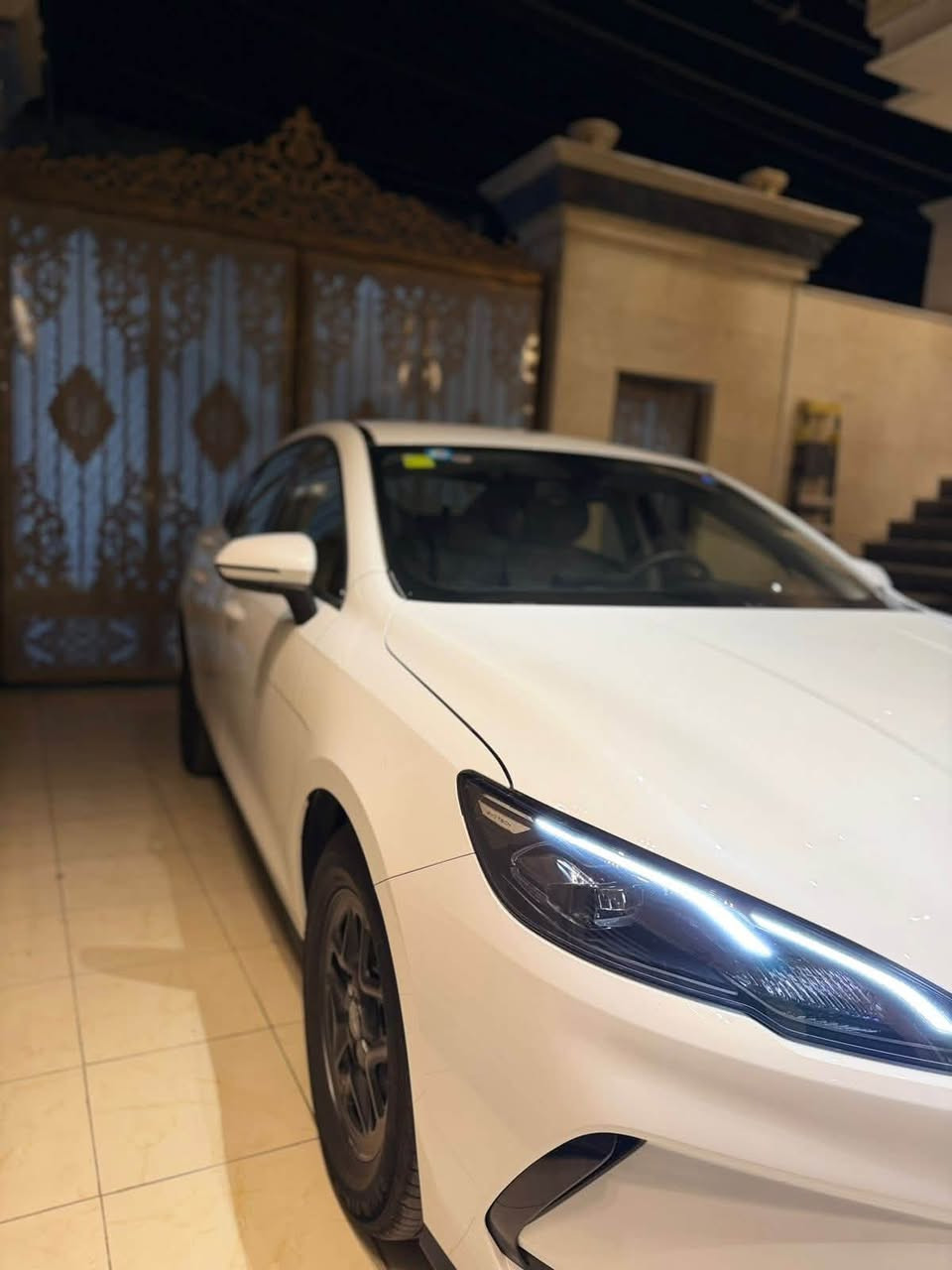 سيل فايف للبيع رقم بغداد مميز بأسمي
ماشيه 5 الف الكلي السيارة ع وضع الزيرو
مشتريلهة شاحنة من سراج الدين اصلية 
وحوضيات سيارة جاهزة للأخير

كفاله عامة شرط الفحص 

السعر 20 و٤٠٠ الف 

مكان السياره بغداد السيدية
***********
