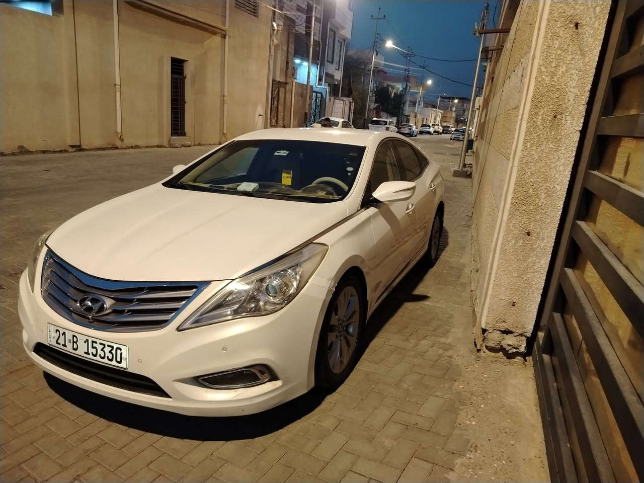 السلام عليكم ازيرا موديل 12نظيفه جدآ جاهزه من كل النواحي سويج بردات عدد ٣ رقم سليمانيه دولي سنويه لغاية 28 باسم ولد من اهل الرميثه مكاني البصره بيها باب تبديل بلادي باب العبري وتقسيم الماملغ الأمامي مكاني البصره الاتصال *********** السعر 120
