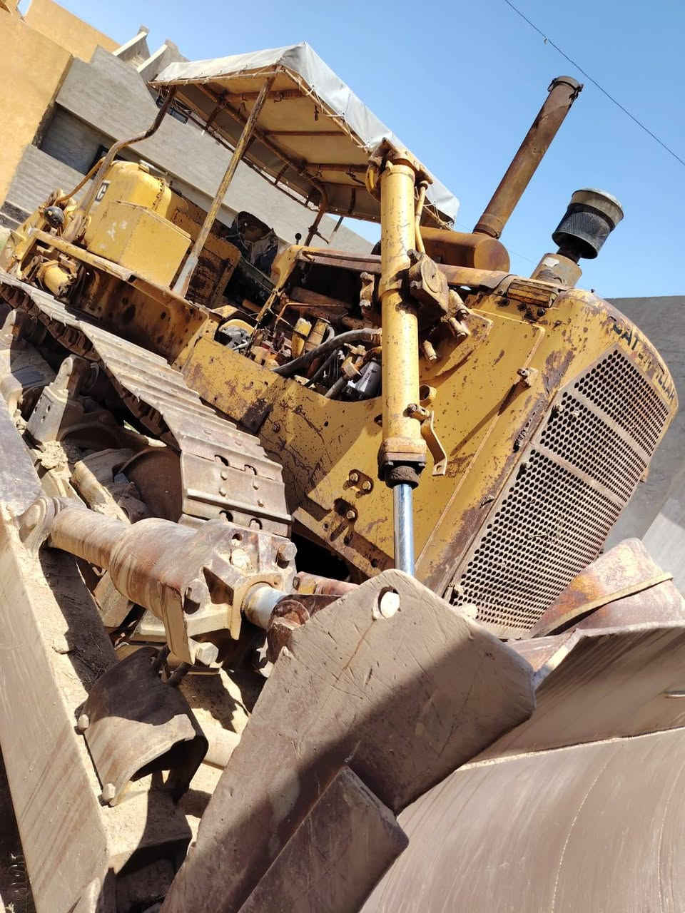 للبيع موديل 82 جاهزة للعمل التواصل على الرقم فقط ***********
