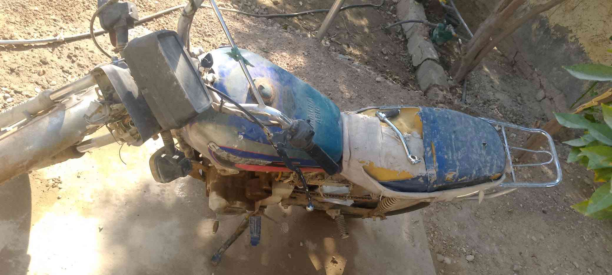 سيفان موديل 21اواق مكينه ناعمه بس هندر خارط شغله ونظيفه وحلوه السعر ب100قفل قفل مكان حله بوبت الجديد ***********
