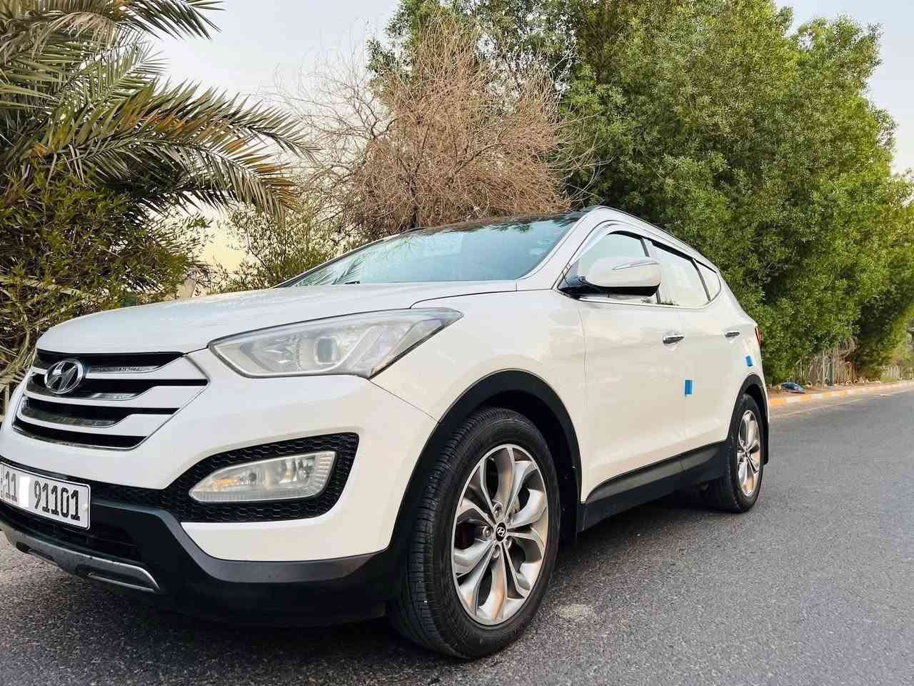 سلام عليكم
هونداي سنتافي  خليجي شركه
العامه فول1/1 عدا بصمه
ماشيه161 km
موديل 2014
رقم بغداد بسمي دولي
6سلندر دوش 
7راكب 
بانورما
شاشة
فور ويل
كشنات جلد اصلي 
مري شفط 
كامرة
حساس امامي وخلفي
لايت زنون 
تحكم استيرن فول 
اضواء ترحيب 
نظام ايكو 
شاشة اعطال بلدشبول 
تبريد 3 قطع ؛ ثلج
تبريد ابيانو لمس 
حاكية ' ابلوتوث ' اوكس
وَيْل اكروم 
يدات نيكل 
اشاير بلمري 
كير ومكينة مكفولات 
كلة شغال  ميكانيك خير من اللة سياره جديده تخم تاير جديد 
مكفولة من كلشي  عدى صبغ شويه من باب خلفيه وهلال  بجاملغ اثر شخط شيء بصيط من برة فقط بدون ضربة بدون دواخل برغي ممفتوح بيها السياره كفاله  
السعر 155وبيها مجال  *********** مكاني بغداد
