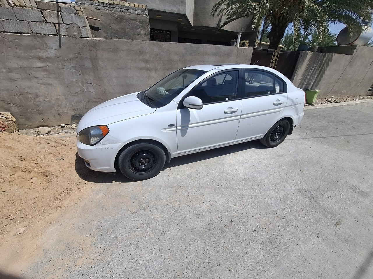سياره اكسنت خليجي موديل 2011 السياره غاز بانزين  للاستفسار الاتصال ع*********** السعر 92 وبيها مجال بسيط
