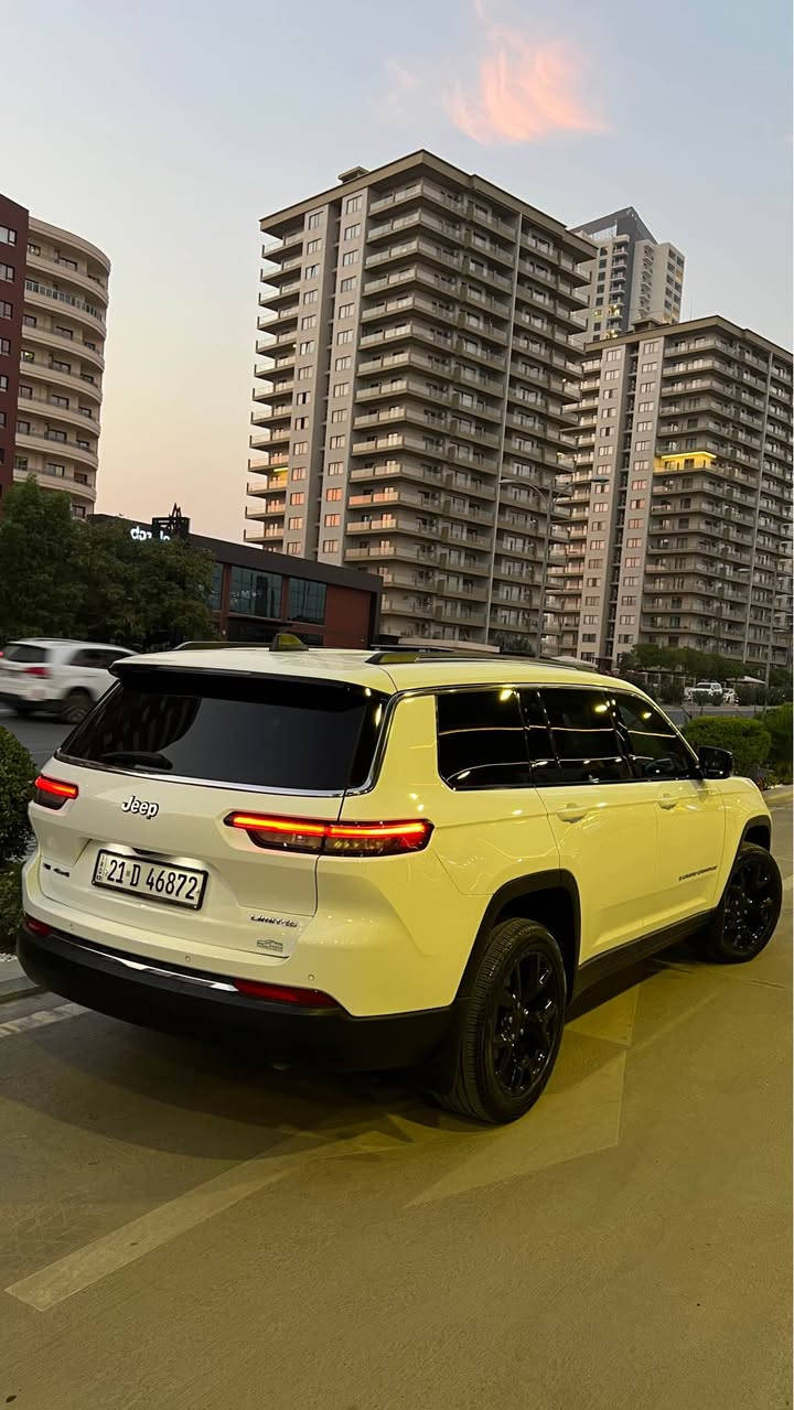 ‎‏grand cherokee limited 2021 V6  39,000
سعر 278$ بیها مجال 
رقم تلیفون:***********
‎‏‎اللَّهُمَّ صَلِّ عَلَى مُحَمَّدٍ وَعَلَى آلِ مُحَمَّدٍ
‎🔹  گراند جیروکی لمتد پڵەس 2021
ڕادار کبیر-اعلا فئە مواسفات  

‎🔹محرک 6 سلندر
فرشات بيلادي مجوود 

🔹39,000 الف ماشیة📦

ملاحظة:واحد جاملغ صبغ بدون دواخل بشرط

‎🔹فول فول مواصفات
شاشة كبير لمس كاميرا حاسة

کشنات حار 
رادار 360 درجە 
ستیرن حار
مرائی رادار 
کارپلەی
اوتو پارک
ئوتو ستارت/ستوپ 
‏‎بانوراما 
‎كشن جلد كشن كاراباي 
‎بصمة تشغيل عن بعد باب جاك ليد زينون 
‎تحكمات ستيرن دبل فوليوم فورويل هوك
‏‎سيـارة عل نظافتها احسبها صفر زيرو

 ‎‏‎تخم تاير الاصلي جدید مارکە پیرلی شریکە جییب
کل سیرفس جدید 

‎‏‎محرك كير بشرط مامفتوح 🔹
‎‏‎سيارة حيل نظيفة كلشي عل بلاد لوك
‎‏‎ سنوية زنكة كلشي جديد مدفوع ال 2030
‎‏‎باسمي السنوية بشرط تحويل و خرامة 
‎‏‎سيارة مابيـها دينار مصرف كامل من كل نواحي
سیارە بسمی 
‎نفسي يوم /تحويل حاظر 
‎مکان /داخل سليماني

‎رقم تلیفون ***********📱📞 السليمانية, العراق
