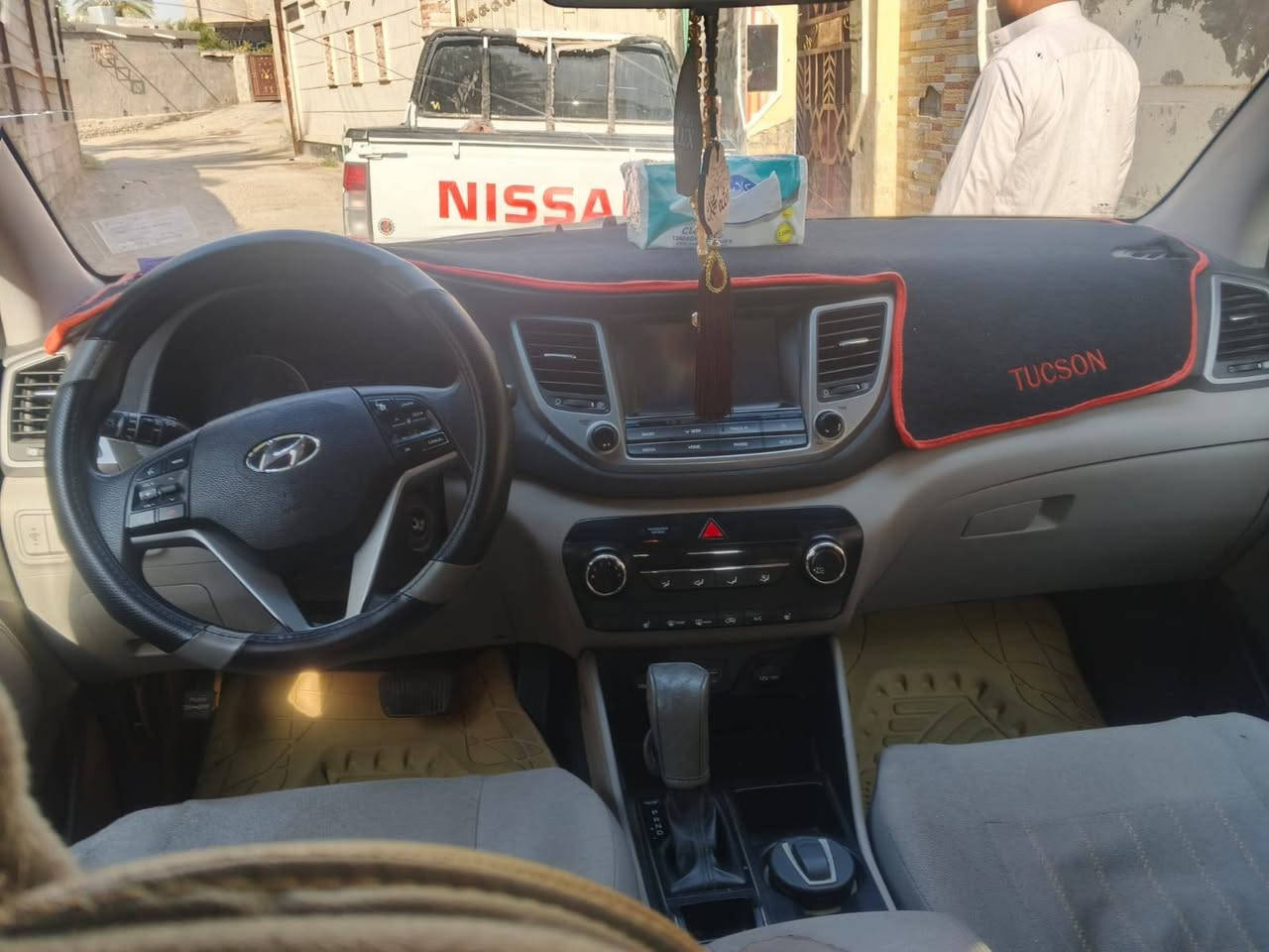 مكلف بلنشر هونداي توسان 2018 وارد امريكي ضرر دعاميه وبنيد من غير دواخل مكينه 2000 جي دي اي ماشيه 128 الف m
مكانهة تاجي مشاهده 
السعر 145 وبيها مجال 
رقم الهاتف للاتصال *********** واتساب
مكلف بلنشر هونداي توسان 2018 وارد امريكي ضرر دعاميه وبنيد من غير دواخل مكينه 2000 جي دي اي ماشيه 128 الف m
