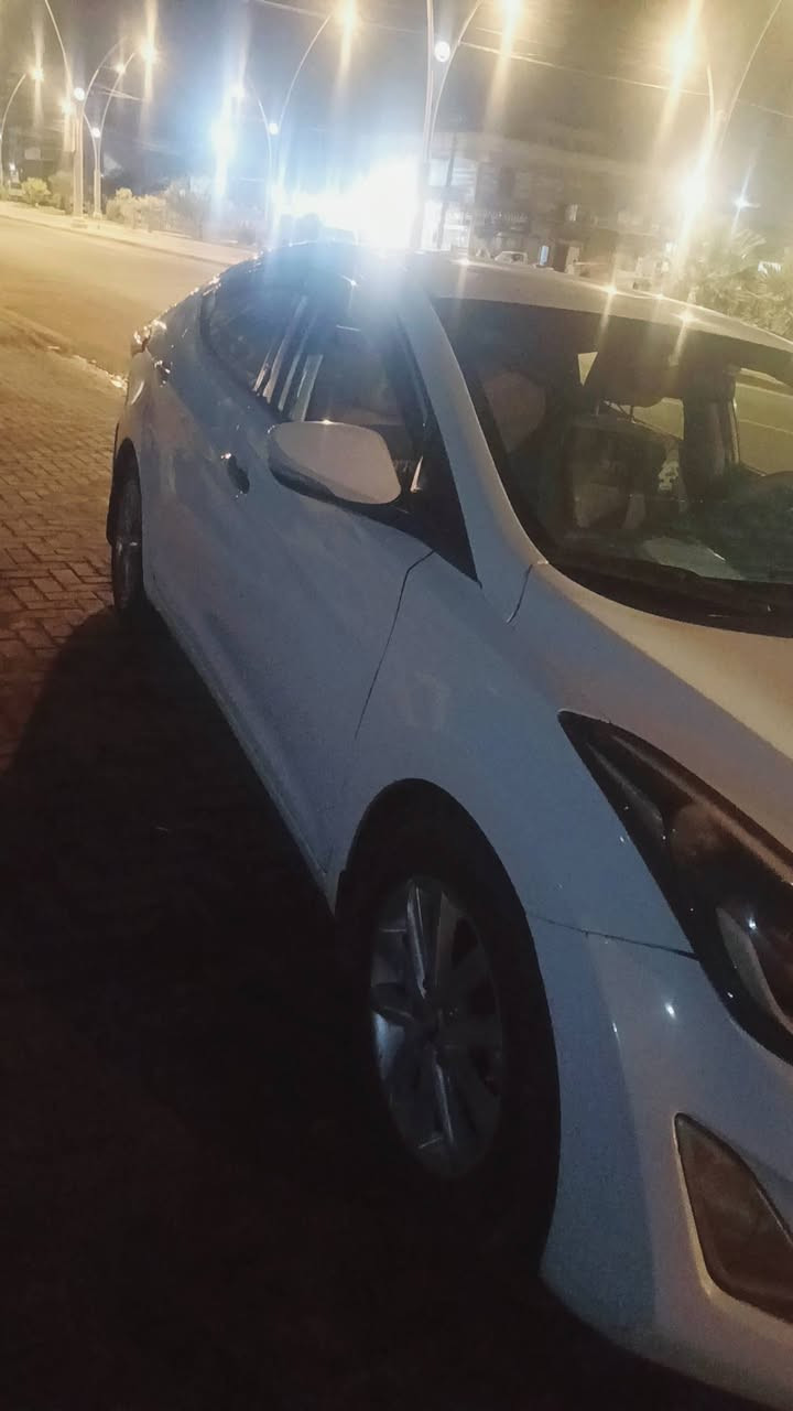 سلام عليكم النترا خليجي فول مكينة 1800تبريد ثلج حداديه جديده سعر 85وبيهه مجال ***********مكلف بل نشر
