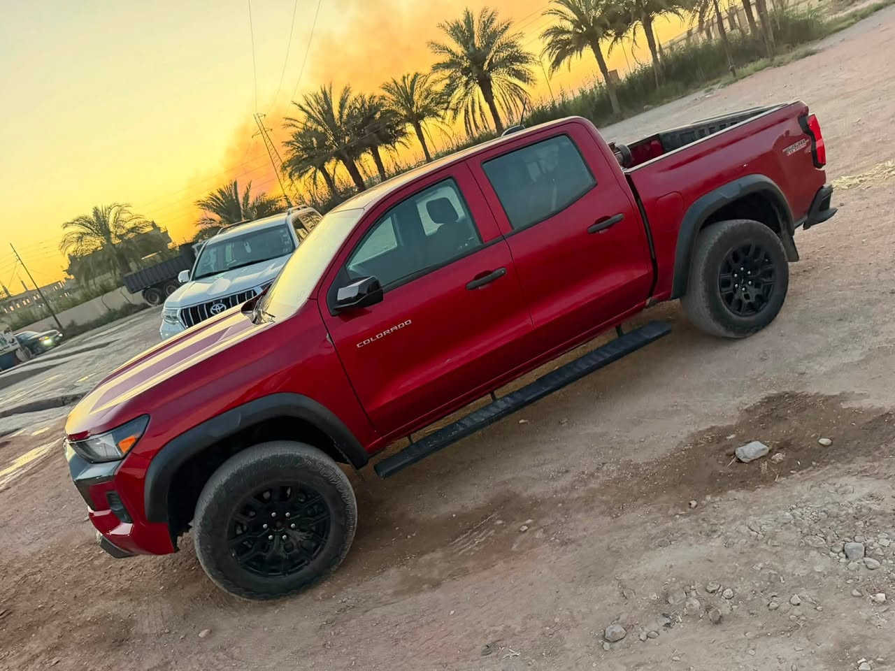 السلام عليكم للبيع السعر 235موديل 2024 محرك 4 ماشيه 16 سياره جديده مكان السياره واسط الزبيديه ***********
