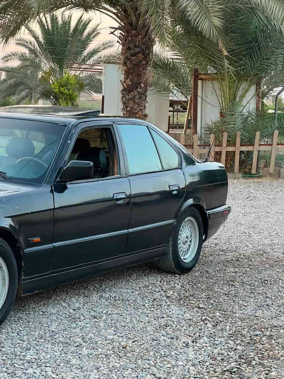 525 فول فقط كير عادي سياره حلوه 

بيها نواقص بسيطه جدا  

بيع مستعجل سعرها مناسب جدا لو تتصل لو تتفضل خاص 

السياره بيها تكم مشرحه رقم نينوى تحويل مباشر 

بدون مراوس بيع نقد فقط 

مكاني القياره ***********
