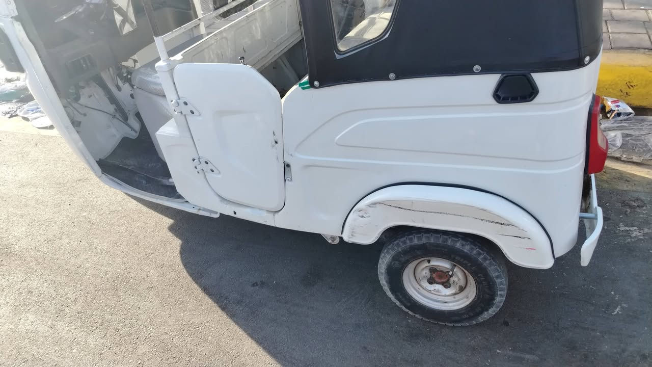 سلام عليكم تكتك ٢١ البيع بسعر مناسب
رقم ***********
عنوان الأمين ثانيه قرب فلكه حدادين
