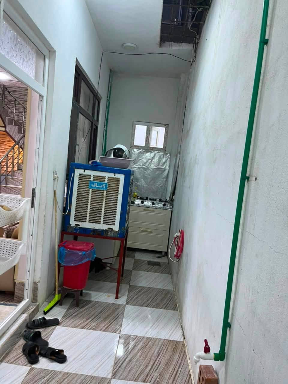 🏡🏠دار للبيع في تولةفروش زراعي قرب (اسواق صباح)وره سوفار مساحة (180م)مربع وركن 
🏠🏡طابق ونوص (استقبال ومطبخ وهول وغرتين نوم وصحيات )
🏠طابق ثاني (غرفه وهول وصحيات)
بناء حديث
سعره 75مليون وبي مجال 
***********
