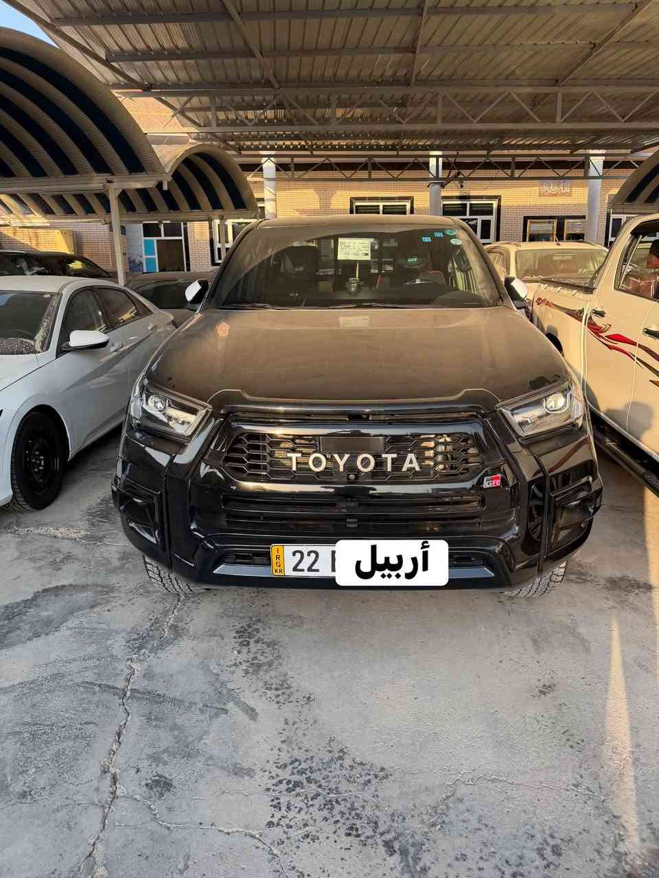 سلام عليكم هايلوكس حي أر 2023 مكفوله كفاله عامه رقم أربيل مغلفه ppf ماشيه ٩٠ الف حقيقي السياره على وضع الشركه تخم تاير فول مواصفات السعر ٣٩٨ وبيه مجال بيع أو مراوس ***********

نص مكتوب في الصور:
- أربيل 22
- اربیل
- اربيل