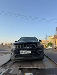 جيب كومباس • ٢٠١٨ • عليها حادث
