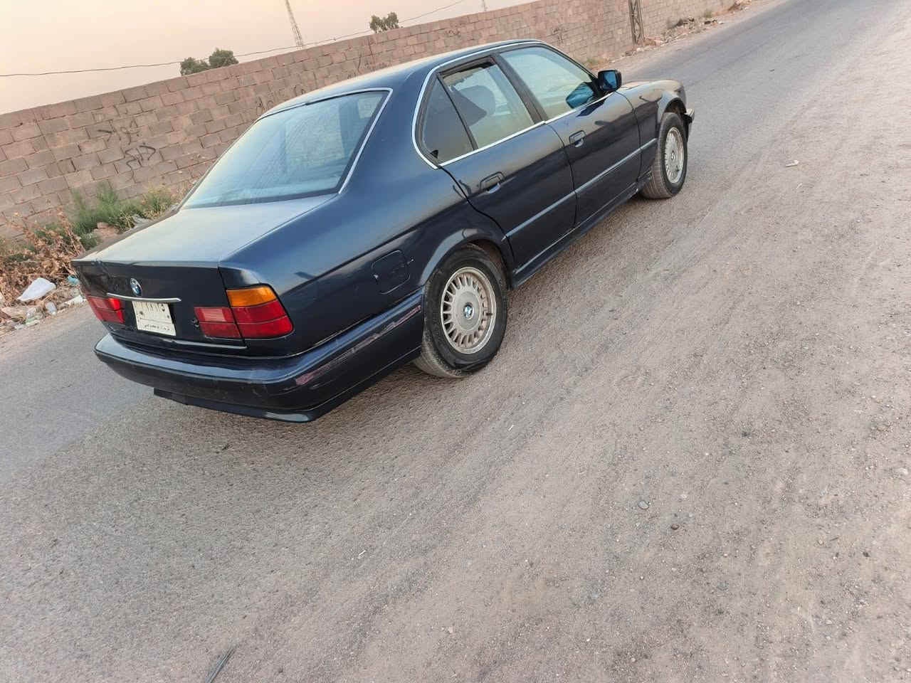 سلام عليكم بي ام دبليو 520 مراوس حسب القناعه مكان بغداد رقم سياره كربلاء مشرع وطني ***********
