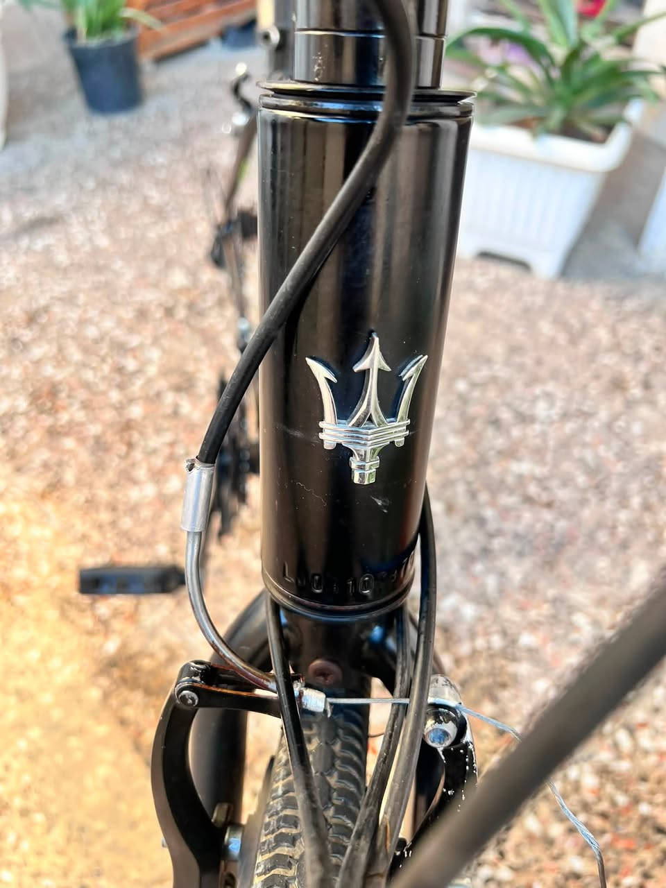 للبيع دراجة هوائية بحالة ممتازة
Maserati Corse AL-CRB7007Ave

نظيف كلش بحاله الوكاله100%

✅ المواصفات:

* الماركة: Maserati Corse. مازراتي الإيطالية 
* الموديل: AL-CRB7007Ave
* اللون: أسود مطفي أنيق
* مقاس الإطار: 440mm
* مقاس الإطارات: 700×28C
* هيكل ألمنيوم خفيف وقوي
* عدد السرعات: 21 سرعة (3×7)
* تبديل سرعات سلس
* مكابح V-Brake أمامية وخلفية
* مقود Aero مع مساند للذراع لقيادة مريحة
* رف خلفي معدني لحمل الأغراض

📍 المكان بغداد ( الامين الثانيه)

للاستفسار: راسلني ماسنجر او على رقمي
***********

