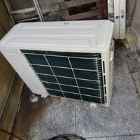 قطعة خارجية طنين جبسون غاز R22 نضيفة كاملة اي نقص مابيها غاز بيها ع فح...