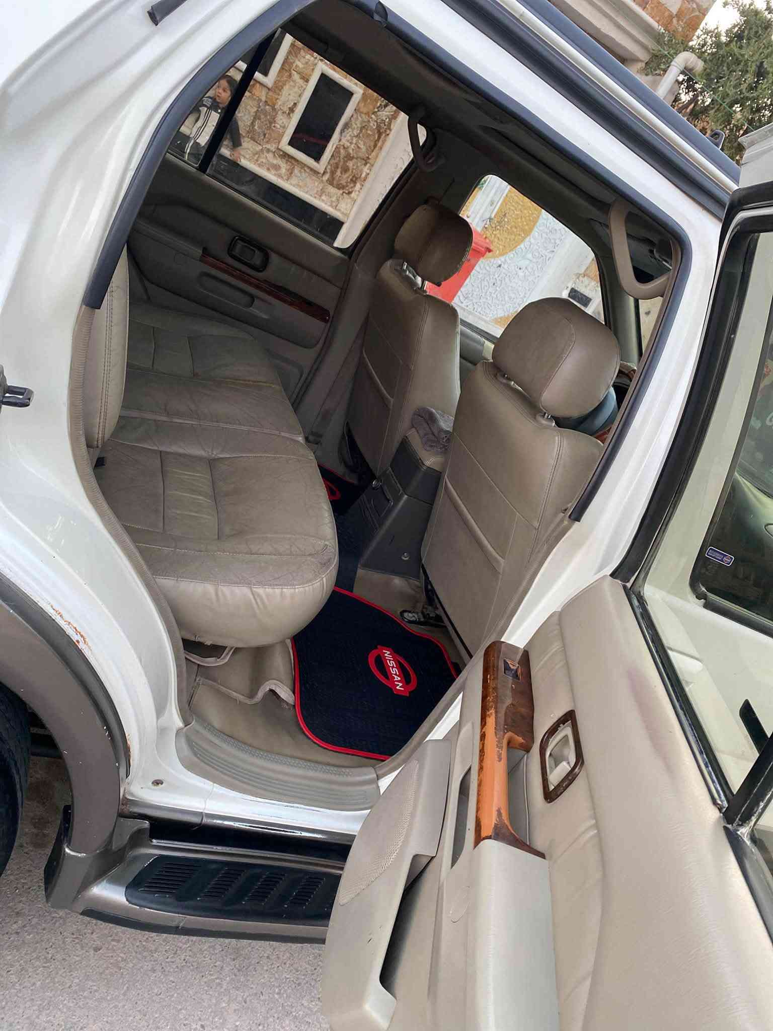 السلام عليكم لطيبين نيسان انفنتي موديل 99بسمي سنويه ل31هزه جديده بدون صبغ وضربه مكينه وكير جدد حداديه بلجيس تبريد ثلج 🧊 دواخل جديده كهربائيات كله شغاله السعر 58وبيه مجال لشراي مكاني الكوت حي الشهداء اتصل ‭***********‬
