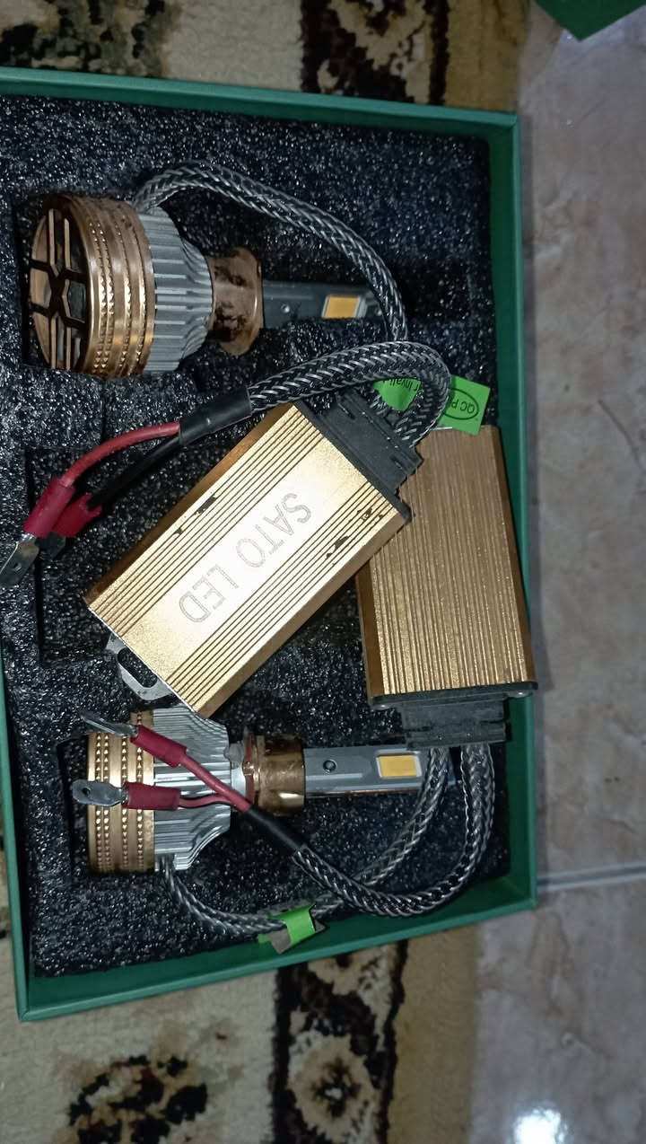 سلام علیکم / هاوڕێیان  لیدی BM م هەیەبۆ فرۆشتن لیدی زەردە زۆر بە قوەتوو جوانە H1 کارتۆنی ماوە زۆر کەم ئیشم پێی کردووە زەمانی هەیە / *********** لۆکە بەشەرت ئەیفرۆشم / 140/WAT/

