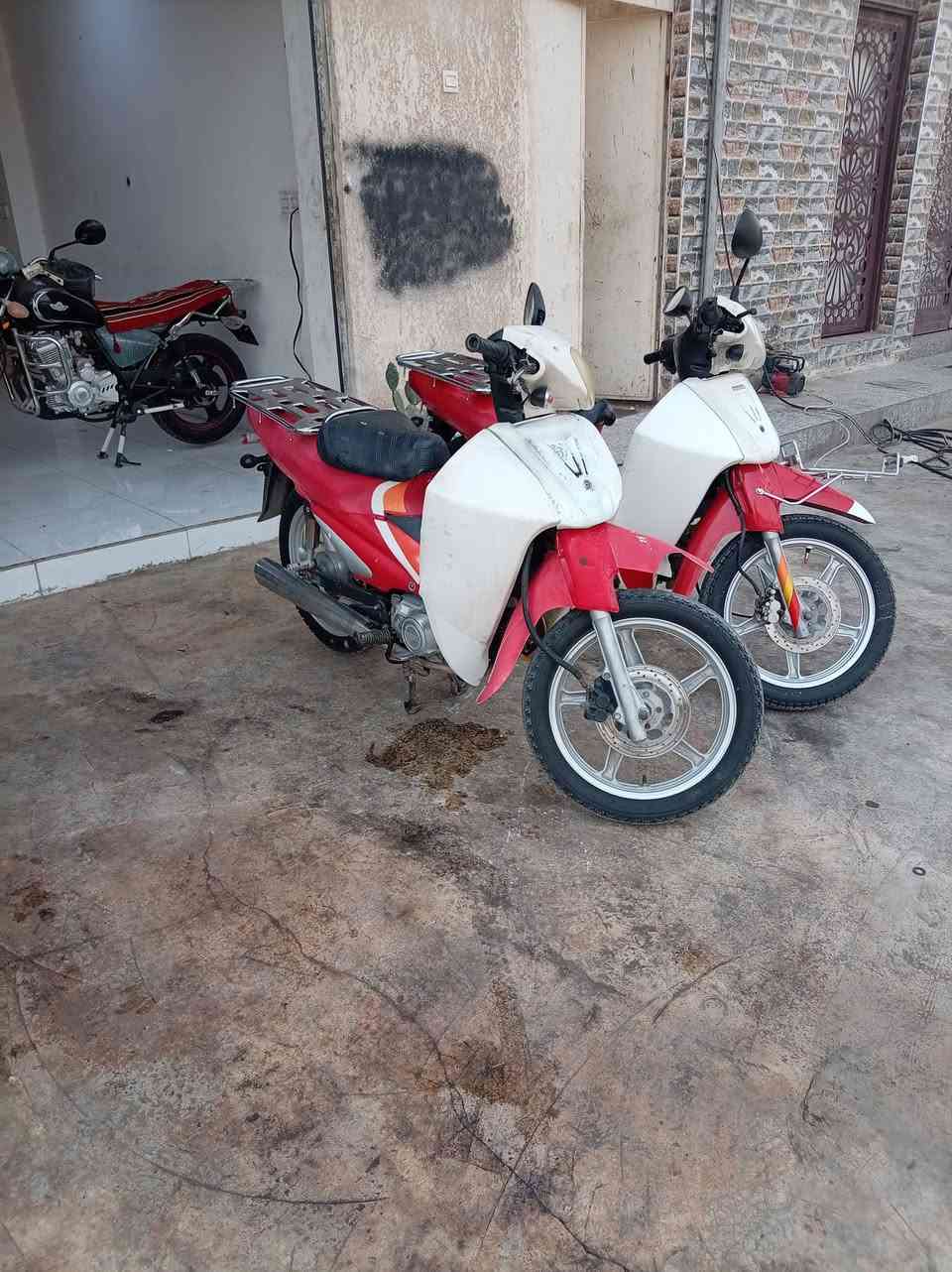 للبيع الاسعار داخل الصور للاستفسار ***********
