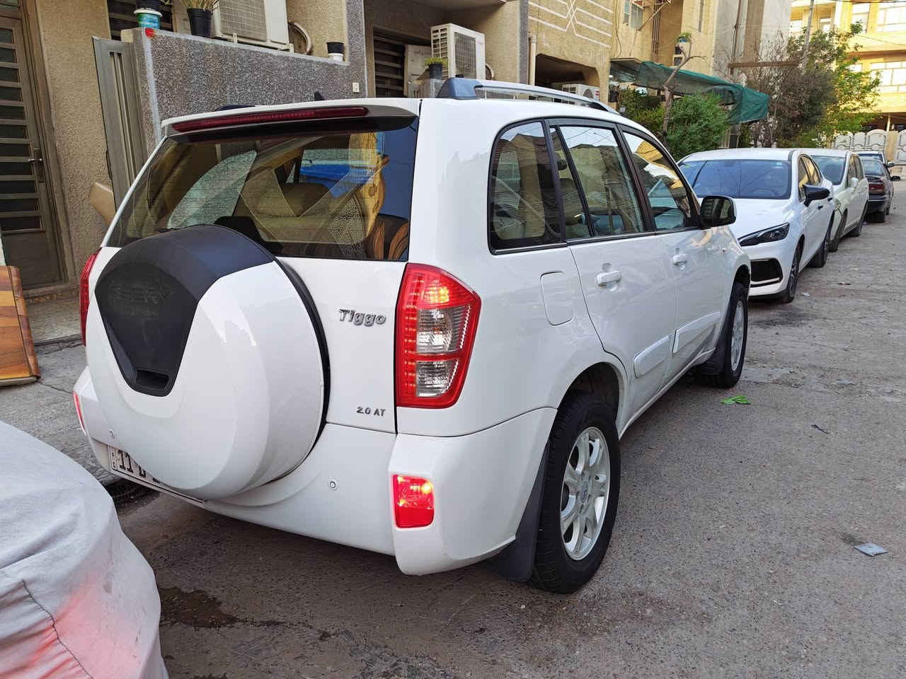 السلام عليكم تيكو ستلام الشركه العامه موديل 2014 المرغوب المحرك 2000 الكير اوتوماتيك الميكانيكي AT سياره جديده كلش كير محرك جدد تبريد ثلج صدر امامي خلفي جديد تخم تاير هسه شاده جديد مال شركه مسجل الشركه بلادي سويجات 2 مال شركه وعدت الشركه كامله دوشمه جلد وكتلوكات الشركه موجودات فول تحكمات ستيرن كروس مثبت سرعه وتحكم مسجل كامل وكراسي تدفئه وتبريد وفتحه سقف وكشافات امامي خلفي ولايت عدسه كهرباء سياره باسمي تحويل ثاني يوم شرط وهزه وسنويه ورقم جدد مكفوله من صبغ فقط مكانين بارد صغار كلش وسياره بدون قطره خياس كلش جديده رايدها ب80 وبيها مجال مكاني بغداد الحريه ***********
