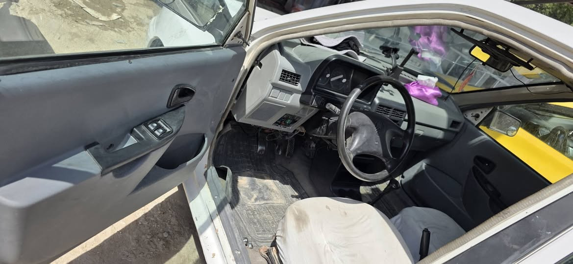 سلام عليكم من رخصت مديرالكروب المحترم 
سايبه منغولي ٢٠٠٩السياره معمره تعميره حلوه تبريدمكينه شرط السياره موجوده بكربلاء ***********تصل وتدلل رايده٢٥وبيه مجال حك الجيه
