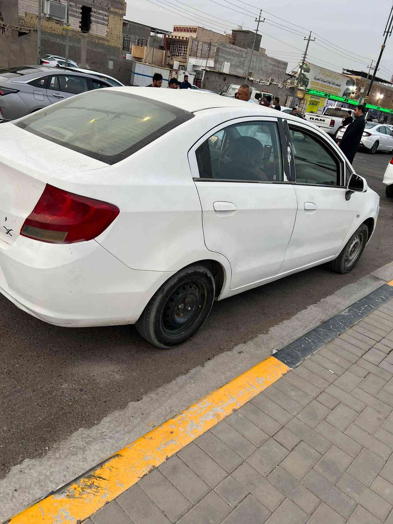 موديل ٢٠١٢ • مكينة جديده • البصرة طريق حمدان