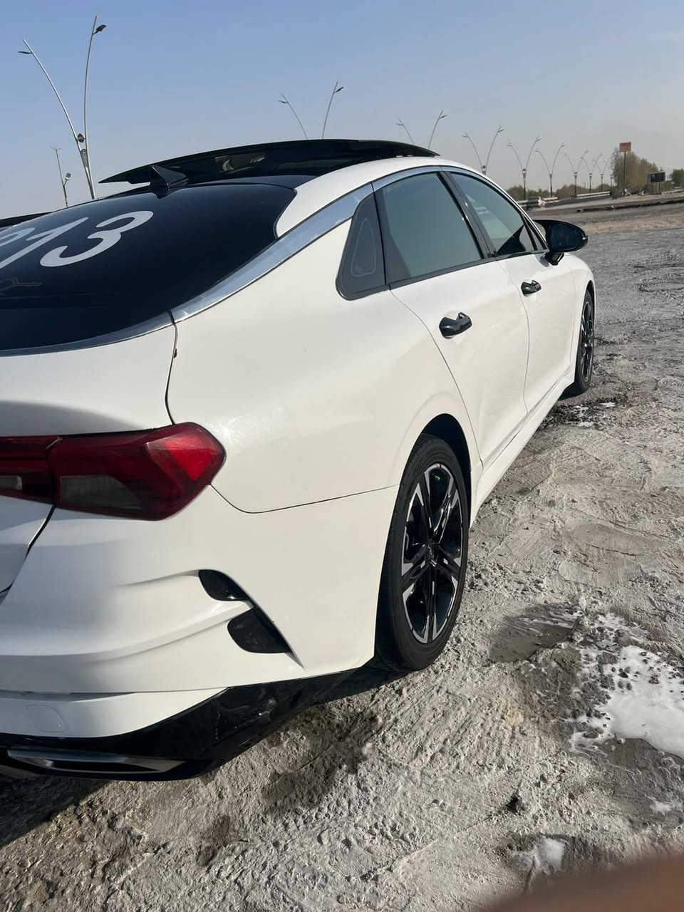 كيفايف 23وارد  امريكي ماشيه 83ميل رقمها حر  فول مواصفات محرك 1600تيربو  حادثها صندوك سعر 170وبيها مجال تصال على رقم *********** عنوان بصره
