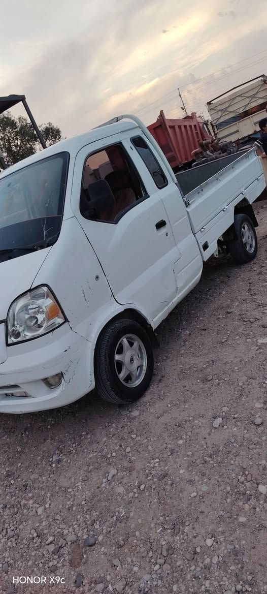 موديل ٢٠١٣ • محرك مجفّت • كير وكسن وشاصي