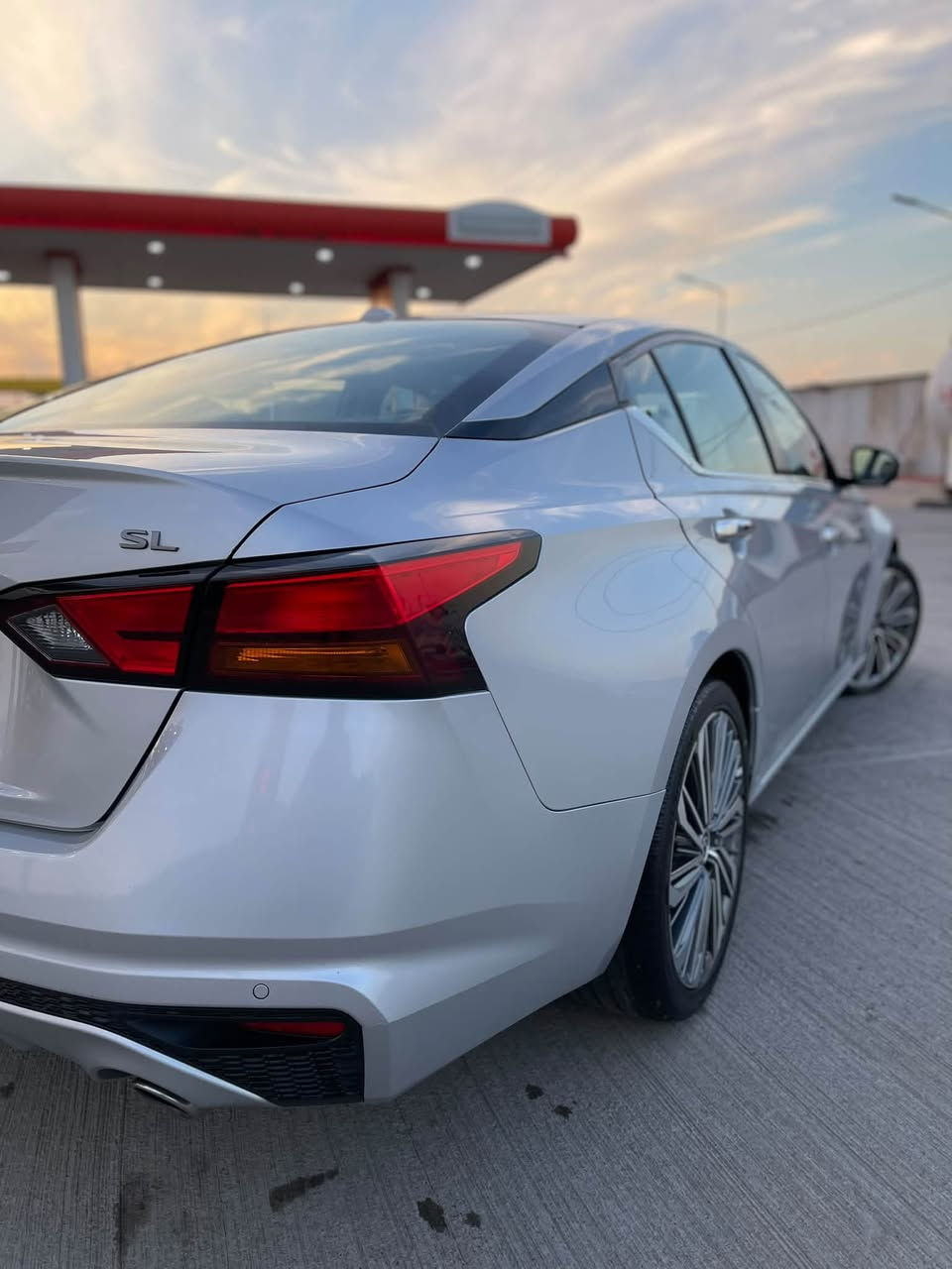 Nissan altima 2023 SL fulll
سه يارەکە تەنها بونيت و چە ملخ بوياخە ، ٦٠ هەزار مايل رؤشتوە

رەقەم موبايل:***********

سحری ئەم سەيارەيە ١٧٥ وەرەقە
